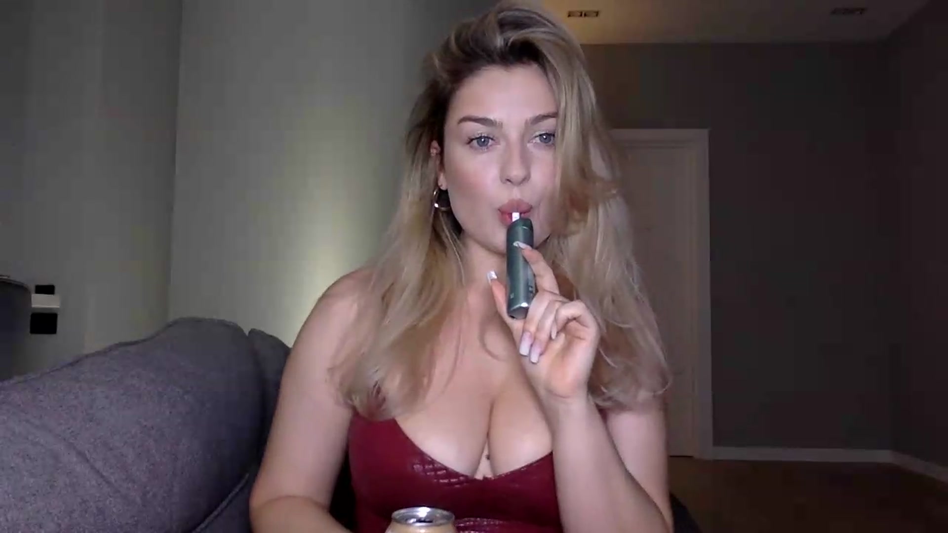 Gallery image thumbnail from SindiMoon's myfreecams stream on, 08/02/2026, 15:36 image 2 of 20