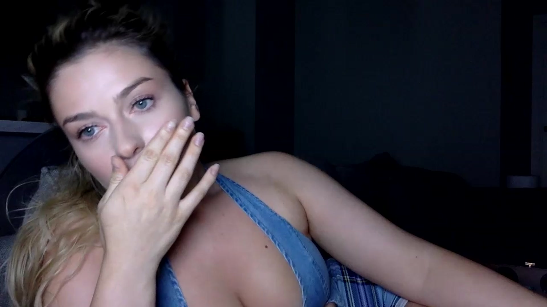 Gallery image thumbnail from SindiMoon's myfreecams stream on, 08/30/2026, 11:58 image 18 of 20