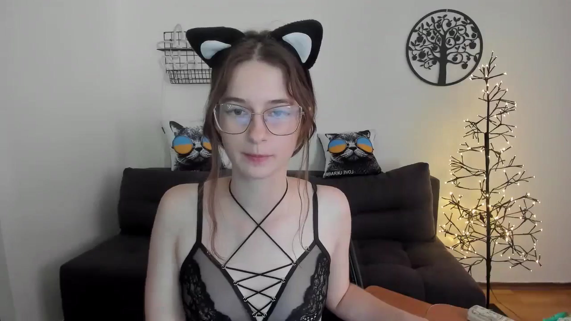 Gallery image thumbnail from SindiWatson's myfreecams stream on, 10/12/2023, 11:47 image 11 of 20
