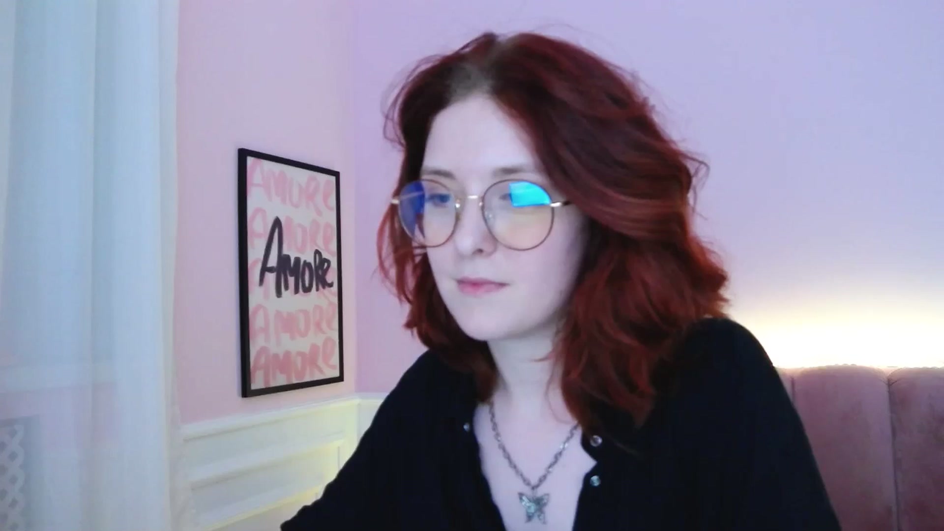 Gallery image thumbnail from SindyBounce's myfreecams stream on, 07/17/2025, 16:59 image 18 of 20
