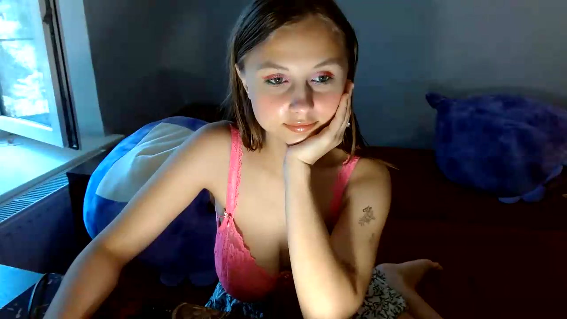 Gallery image thumbnail from SindyBriks's myfreecams stream on, 08/05/2026, 09:49 image 2 of 20