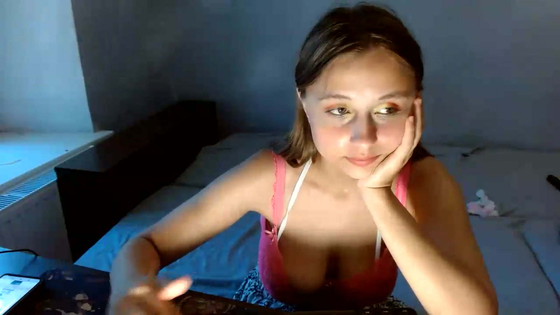 Gallery image thumbnail from SindyBriks's myfreecams stream on, 08/07/2026, 09:28 image 5 of 20