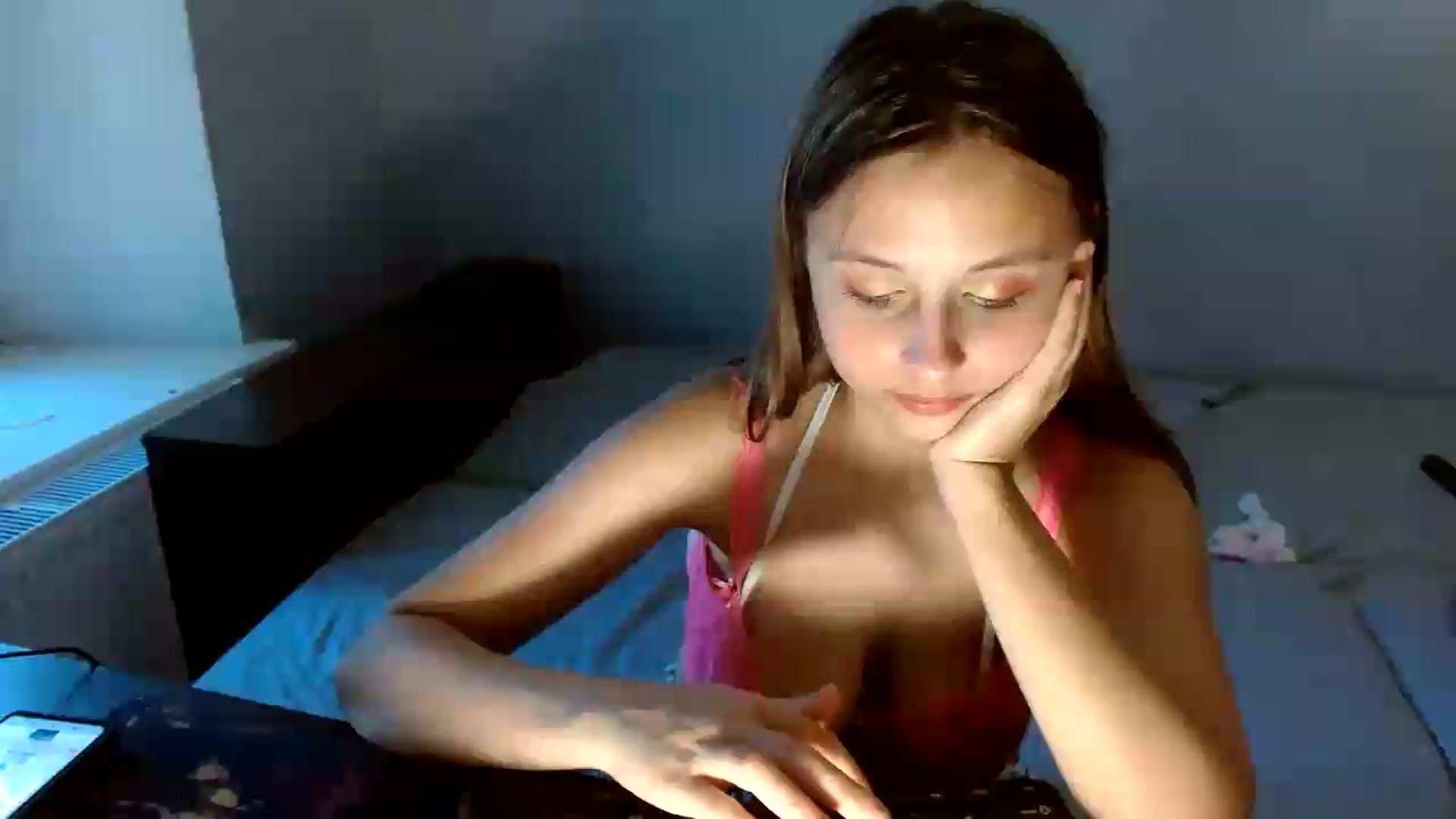 Gallery image thumbnail from SindyBriks's myfreecams stream on, 08/07/2026, 09:28 image 1 of 20