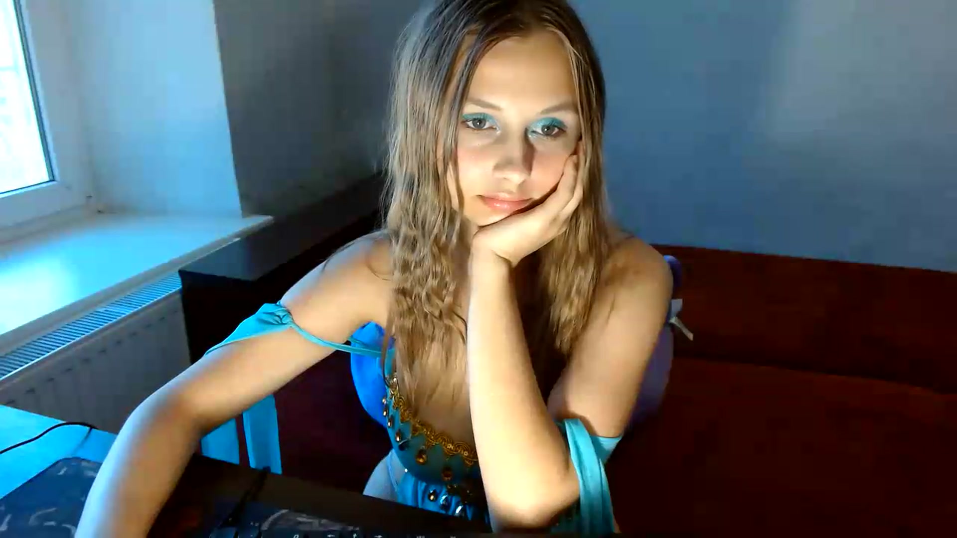 Gallery image thumbnail from SindyBriks's myfreecams stream on, 08/13/2026, 13:04 image 16 of 20