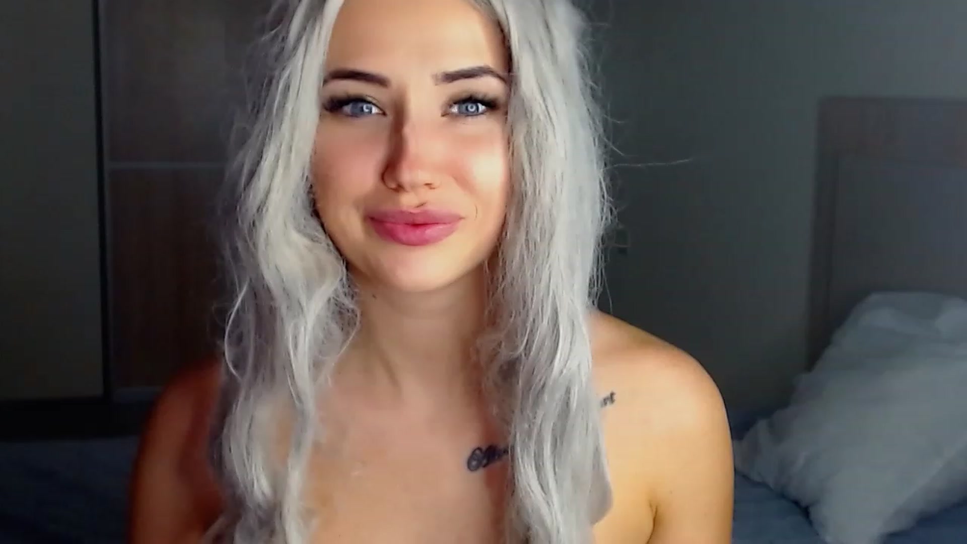 Gallery image thumbnail from SinfulAngelll's myfreecams stream on, 11/14/2022, 14:15 image 17 of 20