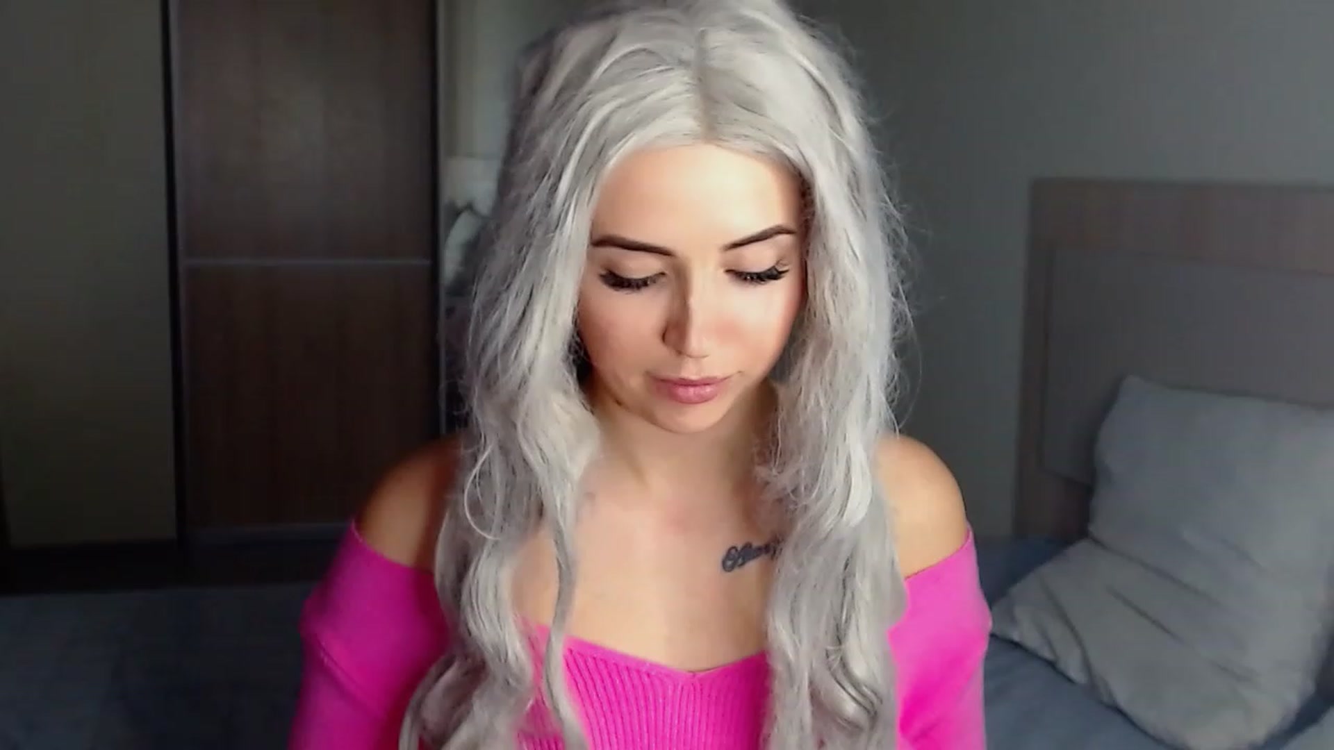 Gallery image thumbnail from SinfulAngelll's myfreecams stream on, 11/18/2022, 16:04 image 7 of 20