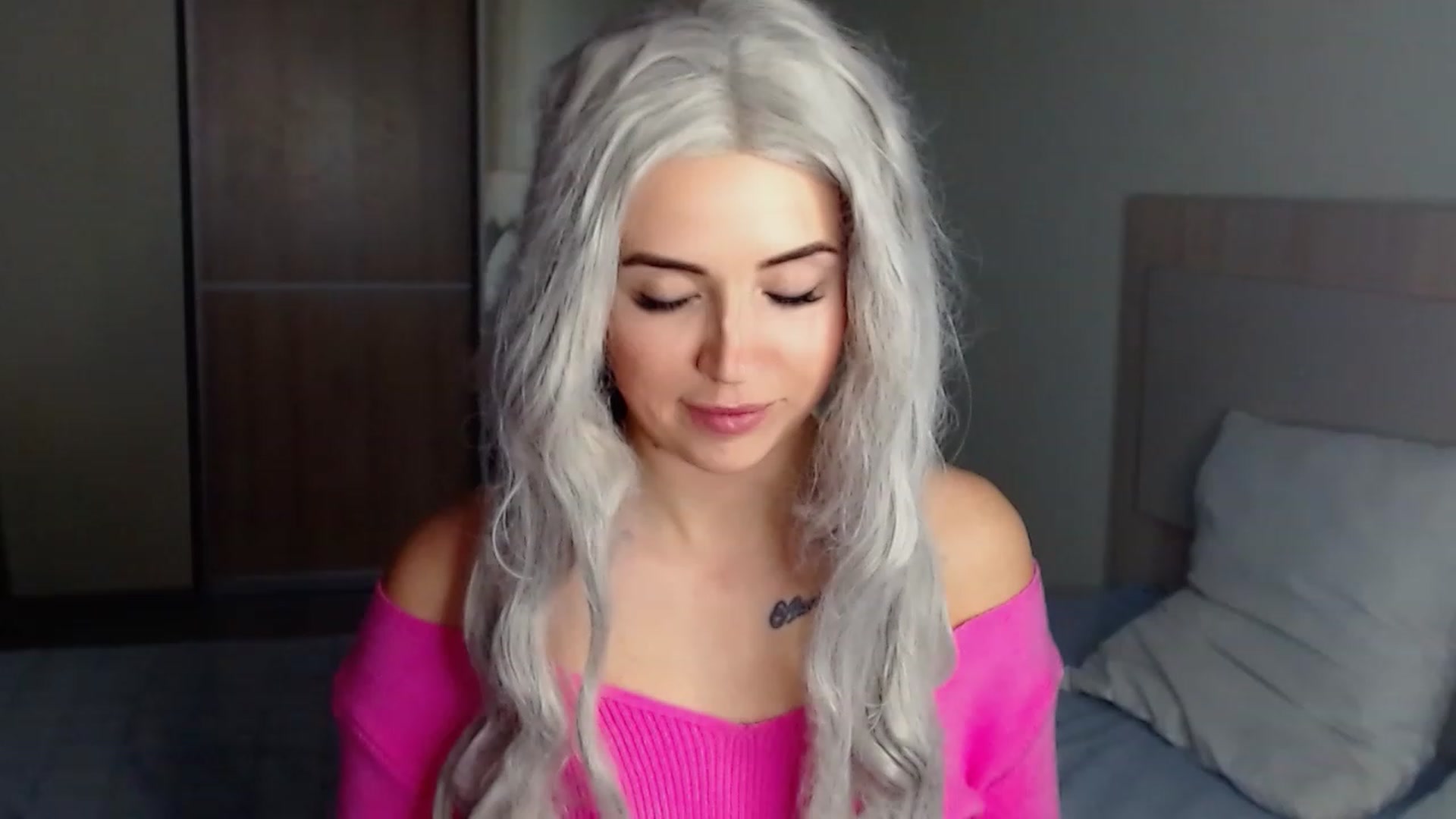 Gallery image thumbnail from SinfulAngelll's myfreecams stream on, 11/18/2022, 16:04 image 14 of 20