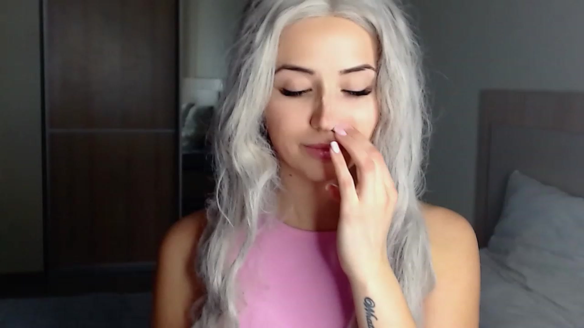 Gallery image thumbnail from SinfulAngelll's myfreecams stream on, 11/19/2022, 14:22 image 16 of 20