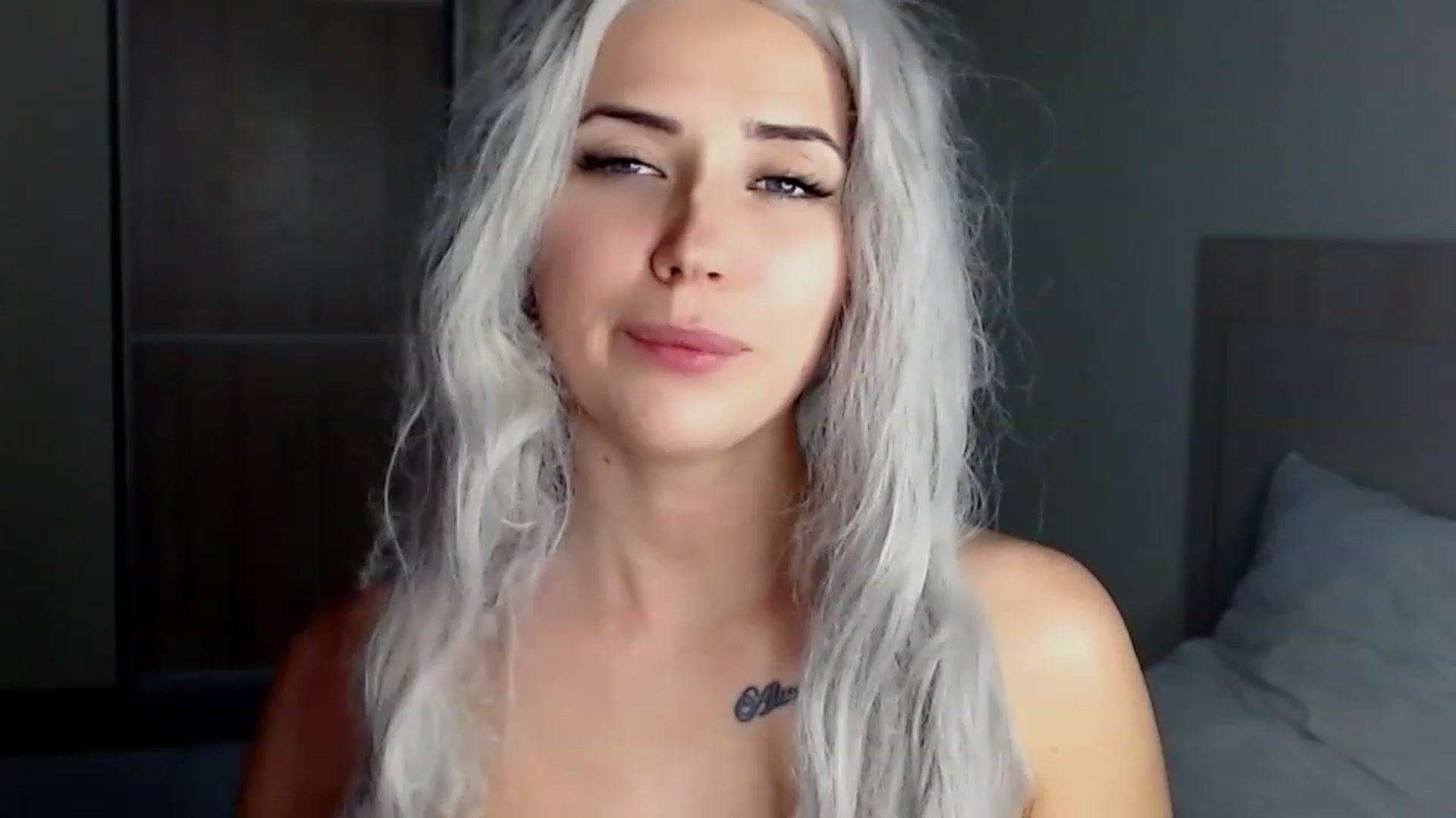 Gallery image thumbnail from SinfulAngelll's myfreecams stream on, 11/19/2022, 15:29 image 19 of 20