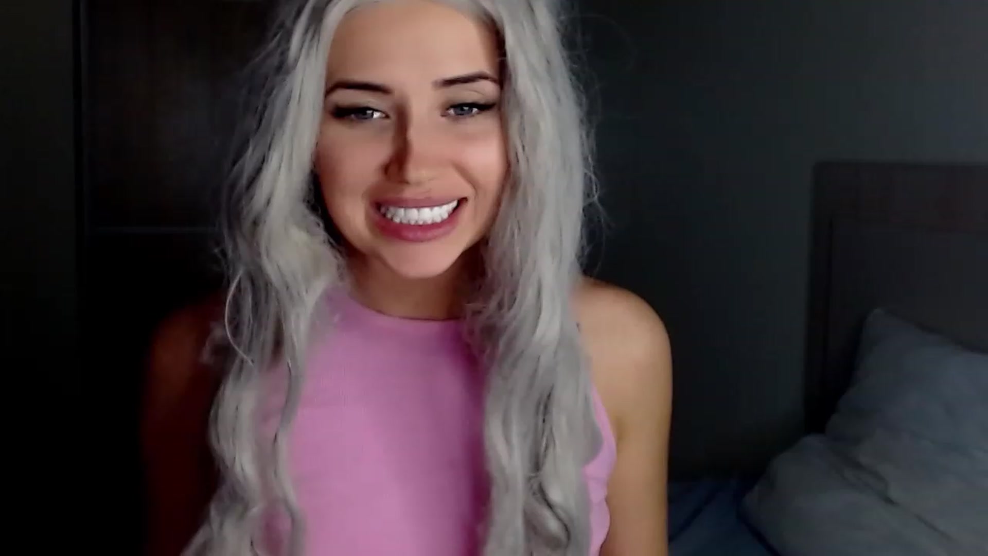 Gallery image thumbnail from SinfulAngelll's myfreecams stream on, 11/19/2022, 15:29 image 17 of 20