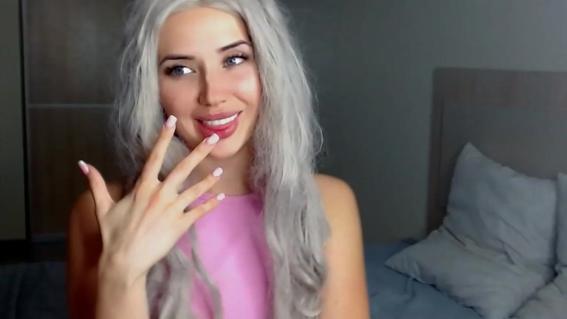 Gallery image thumbnail from SinfulAngelll's myfreecams stream on, 11/27/2022, 15:41 image 16 of 20