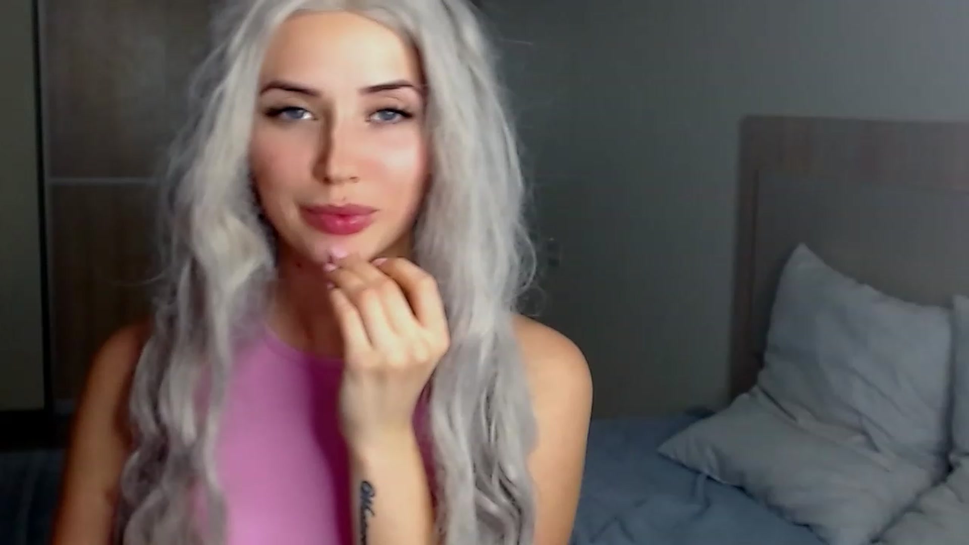 Gallery image thumbnail from SinfulAngelll's myfreecams stream on, 11/27/2022, 15:41 image 13 of 20