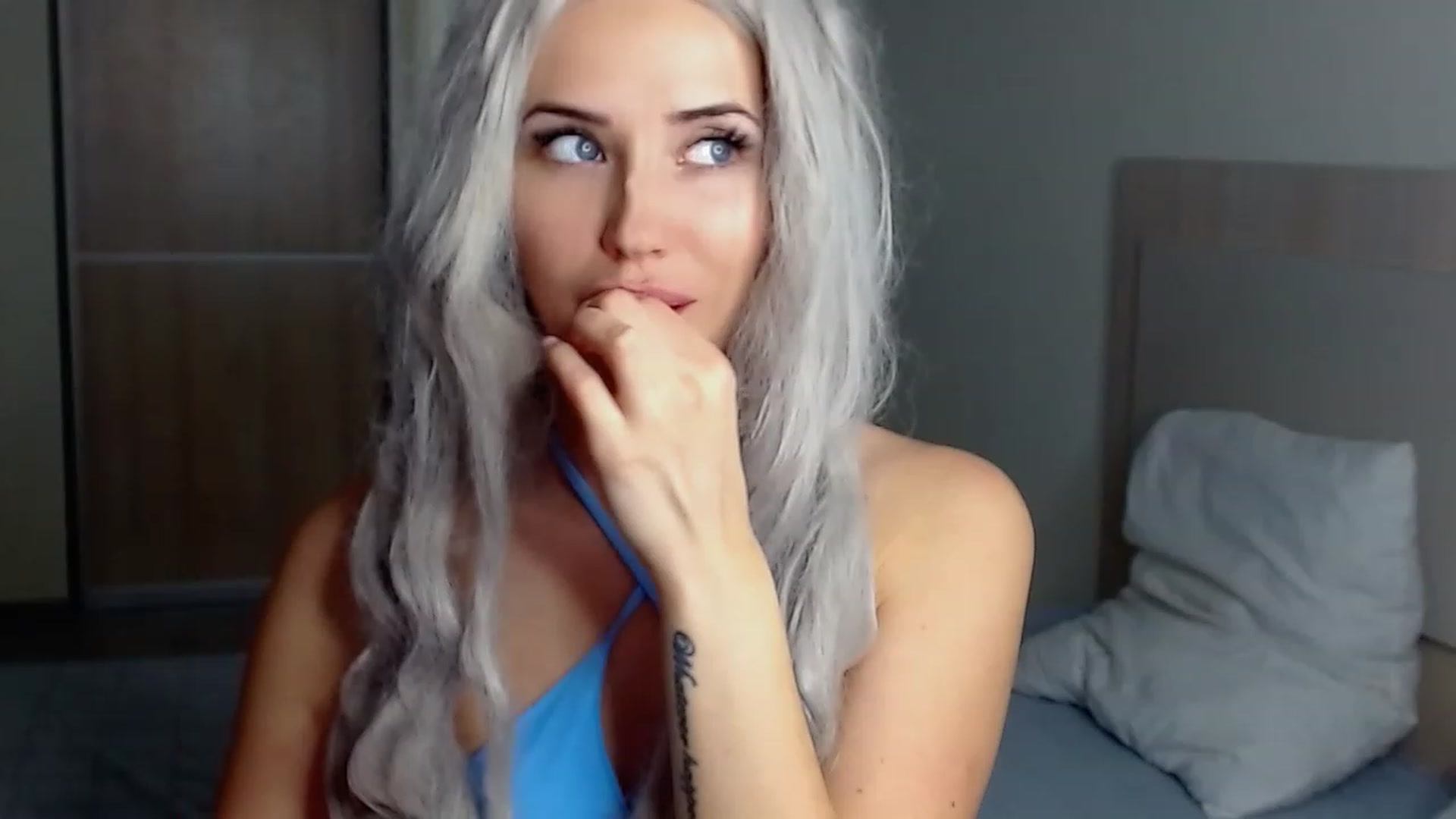 Gallery image thumbnail from SinfulAngelll's myfreecams stream on, 11/28/2022, 12:48 image 9 of 20