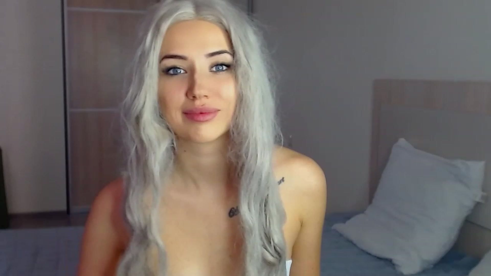 Gallery image thumbnail from SinfulAngelll's myfreecams stream on, 12/05/2022, 10:28 image 9 of 20