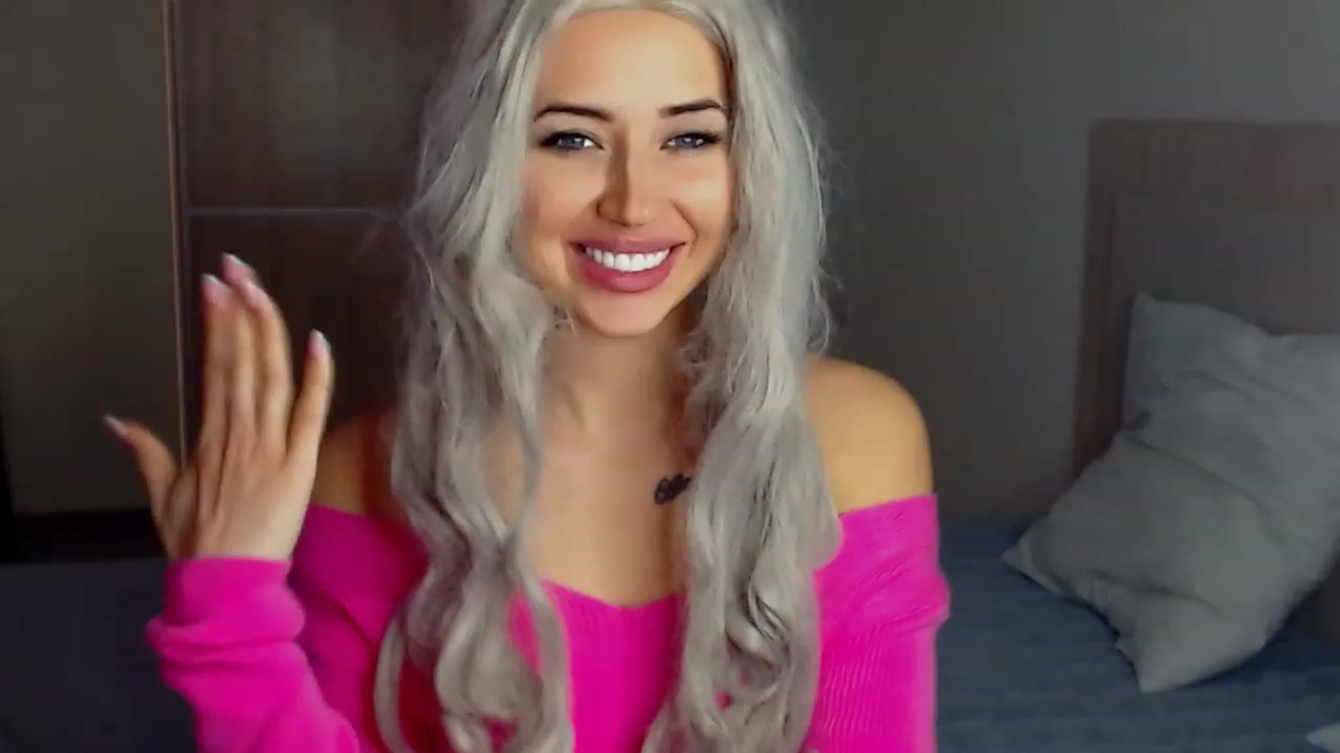 Gallery image thumbnail from SinfulAngelll's myfreecams stream on, 12/05/2022, 13:06 image 16 of 20