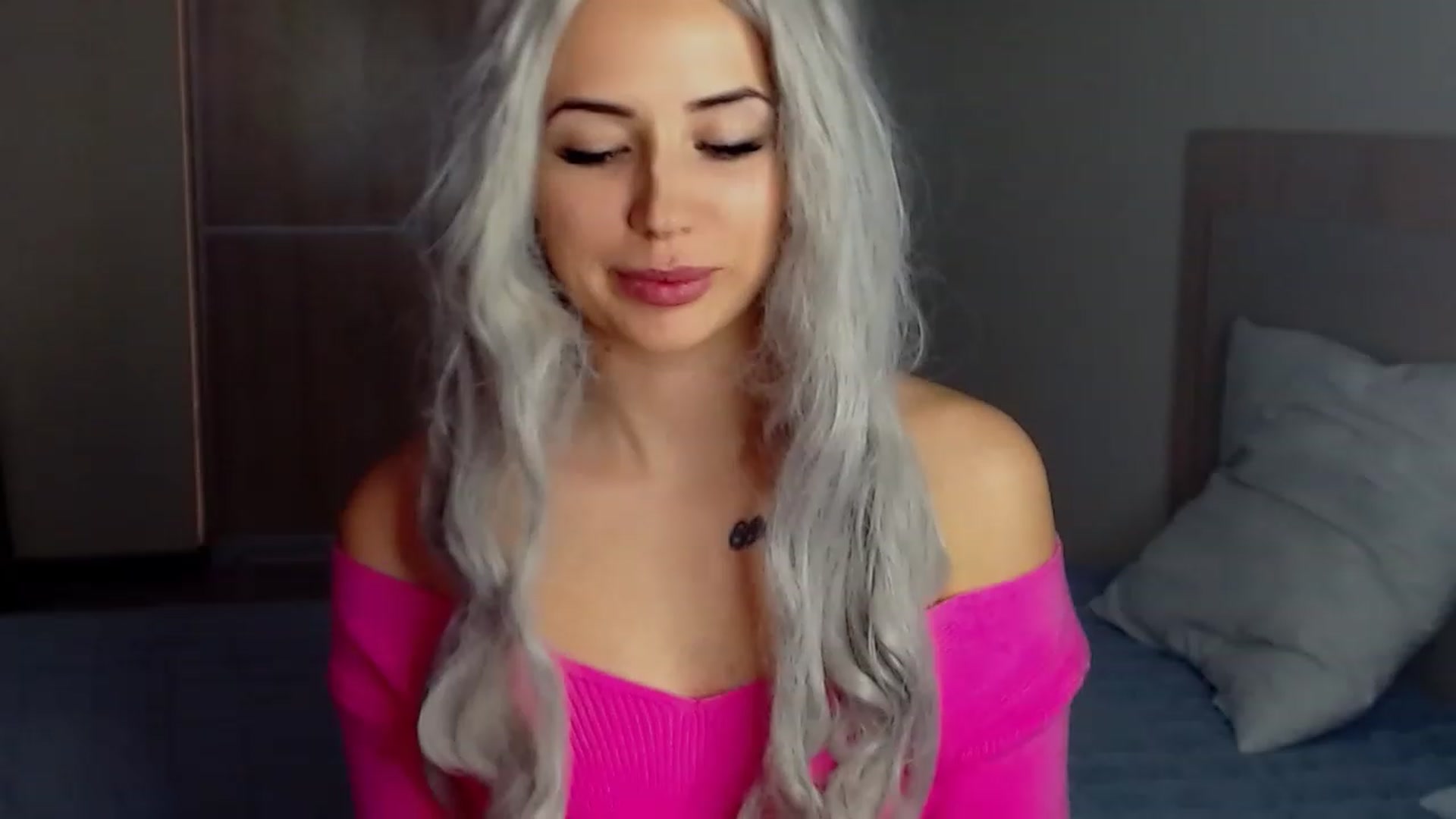 Gallery image thumbnail from SinfulAngelll's myfreecams stream on, 12/05/2022, 13:06 image 17 of 20