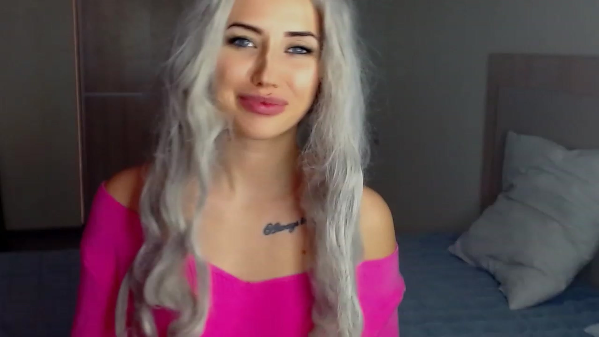 Gallery image thumbnail from SinfulAngelll's myfreecams stream on, 12/05/2022, 13:06 image 14 of 20
