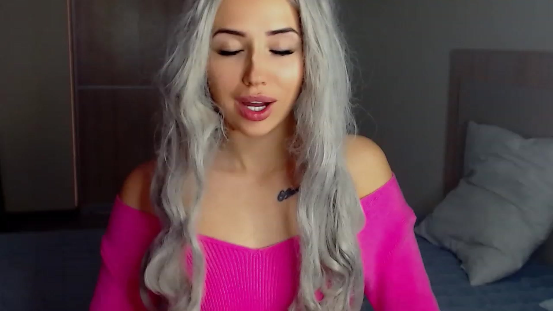 Gallery image thumbnail from SinfulAngelll's myfreecams stream on, 12/05/2022, 13:06 image 19 of 20