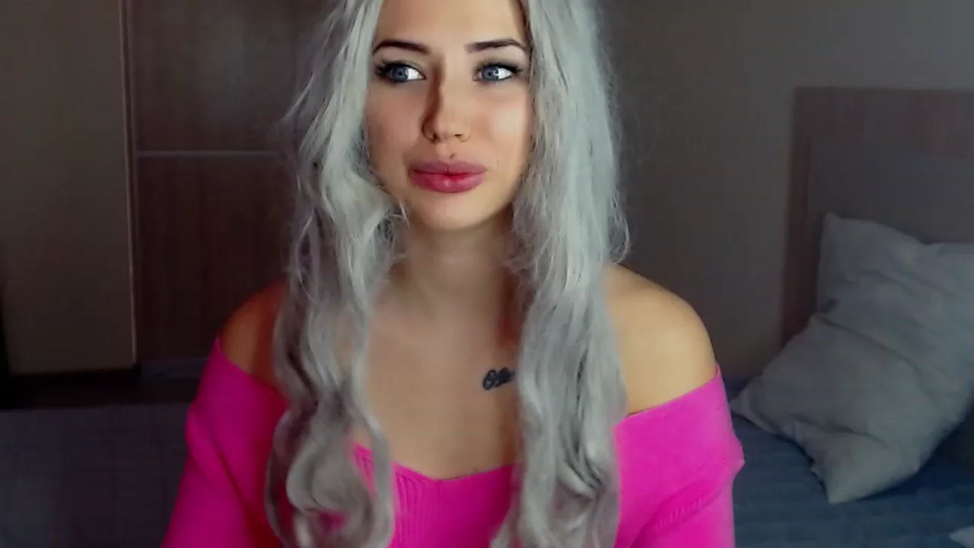 Gallery image thumbnail from SinfulAngelll's myfreecams stream on, 12/05/2022, 13:06 image 10 of 20