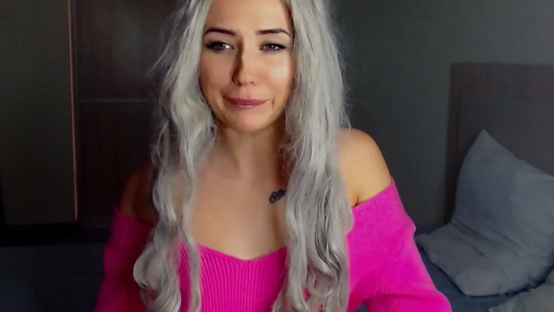 Gallery image thumbnail from SinfulAngelll's myfreecams stream on, 12/05/2022, 14:37 image 6 of 20