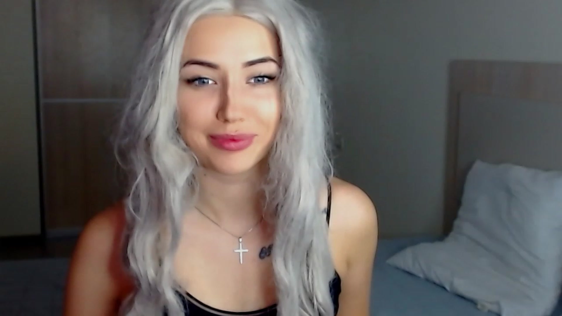 Gallery image thumbnail from SinfulAngelll's myfreecams stream on, 12/11/2022, 13:01 image 7 of 20