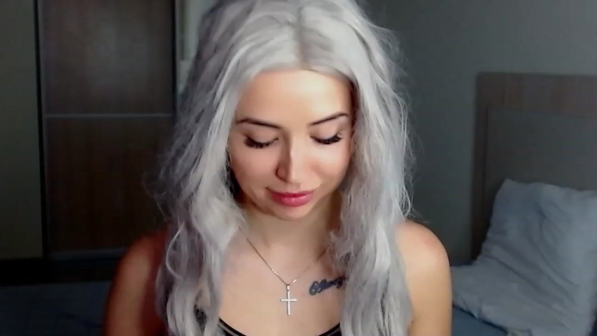 Gallery image thumbnail from SinfulAngelll's myfreecams stream on, 12/11/2022, 13:01 image 18 of 20