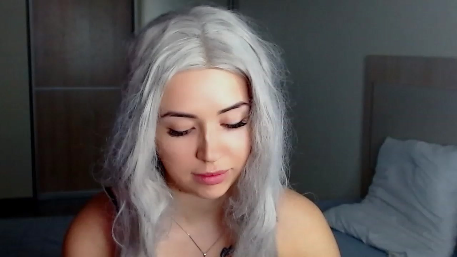Gallery image thumbnail from SinfulAngelll's myfreecams stream on, 12/11/2022, 13:01 image 16 of 20