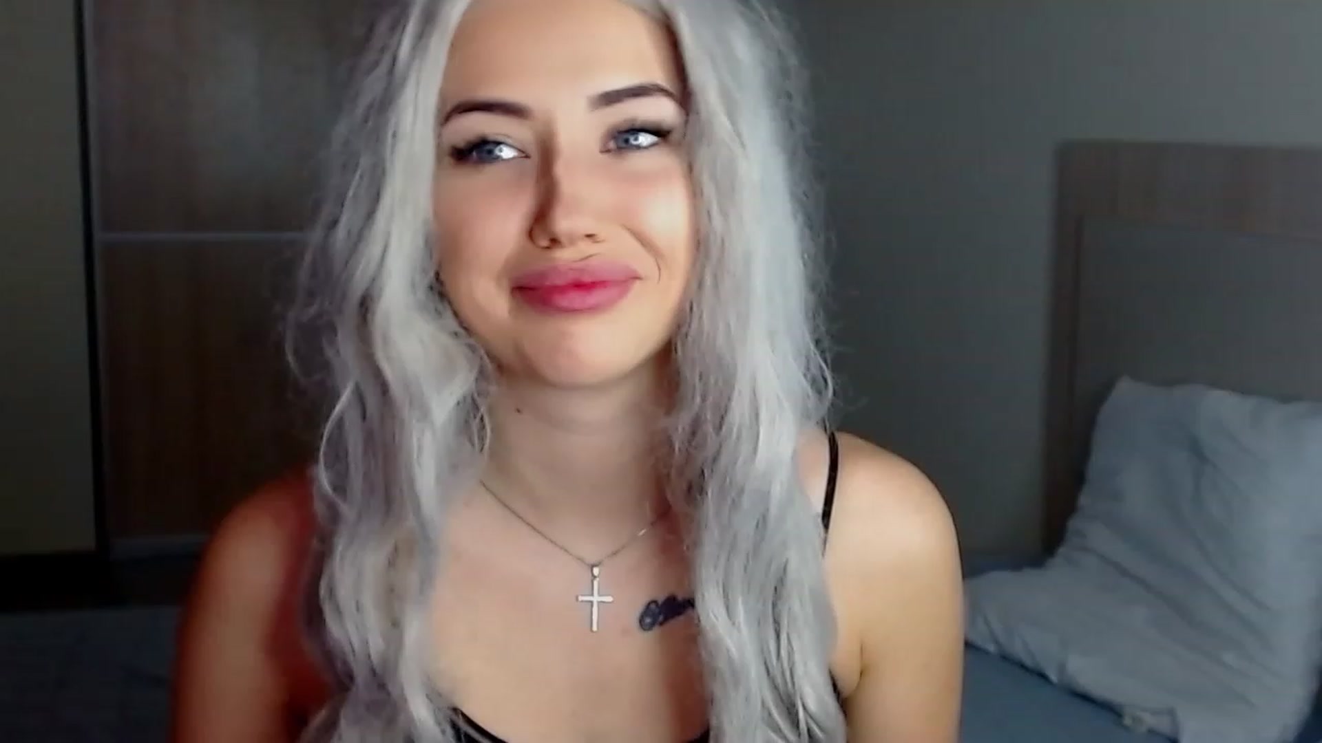 Gallery image thumbnail from SinfulAngelll's myfreecams stream on, 12/11/2022, 13:01 image 4 of 20