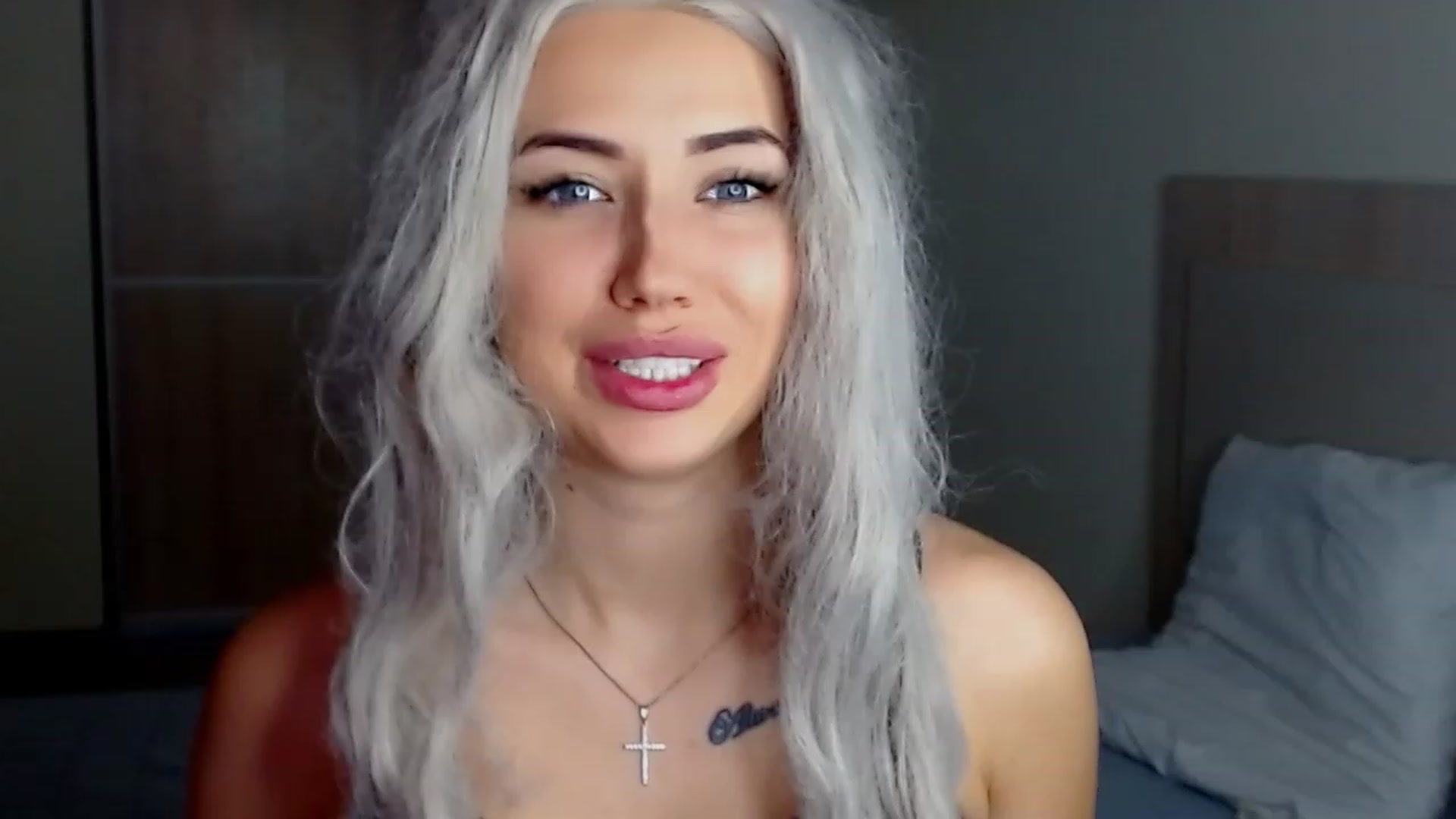 Gallery image thumbnail from SinfulAngelll's myfreecams stream on, 12/11/2022, 13:01 image 13 of 20