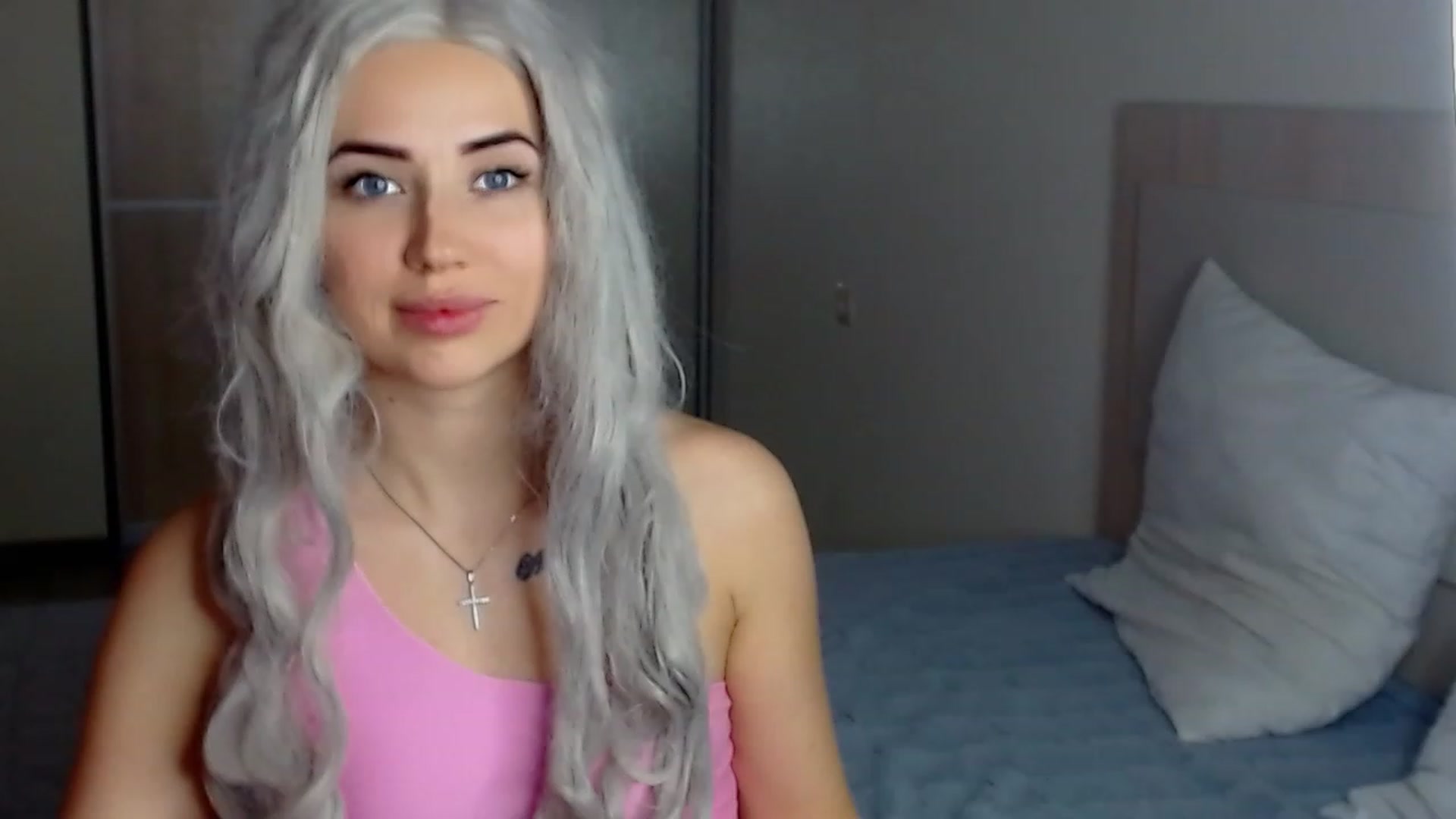 Gallery image thumbnail from SinfulAngelll's myfreecams stream on, 12/18/2022, 09:46 image 9 of 20
