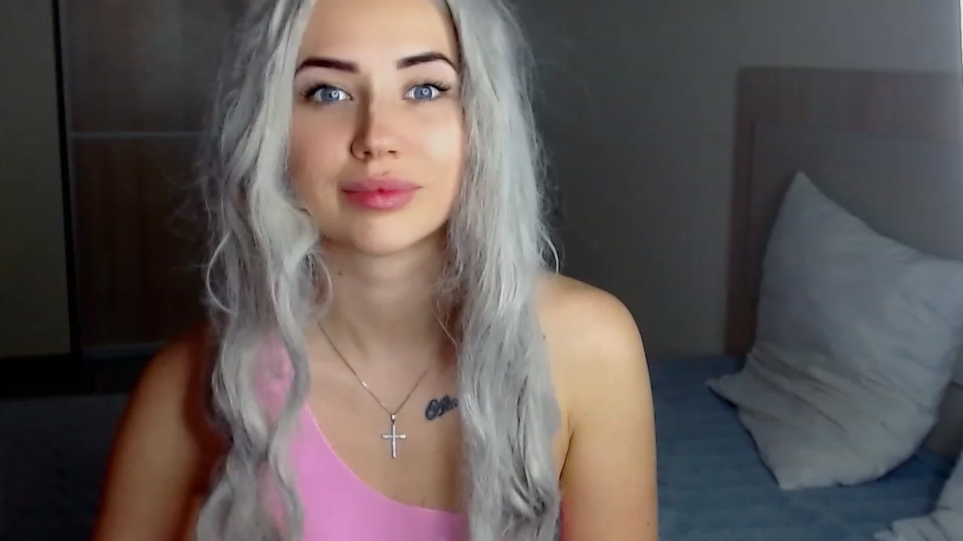 Gallery image thumbnail from SinfulAngelll's myfreecams stream on, 12/18/2022, 09:46 image 11 of 20
