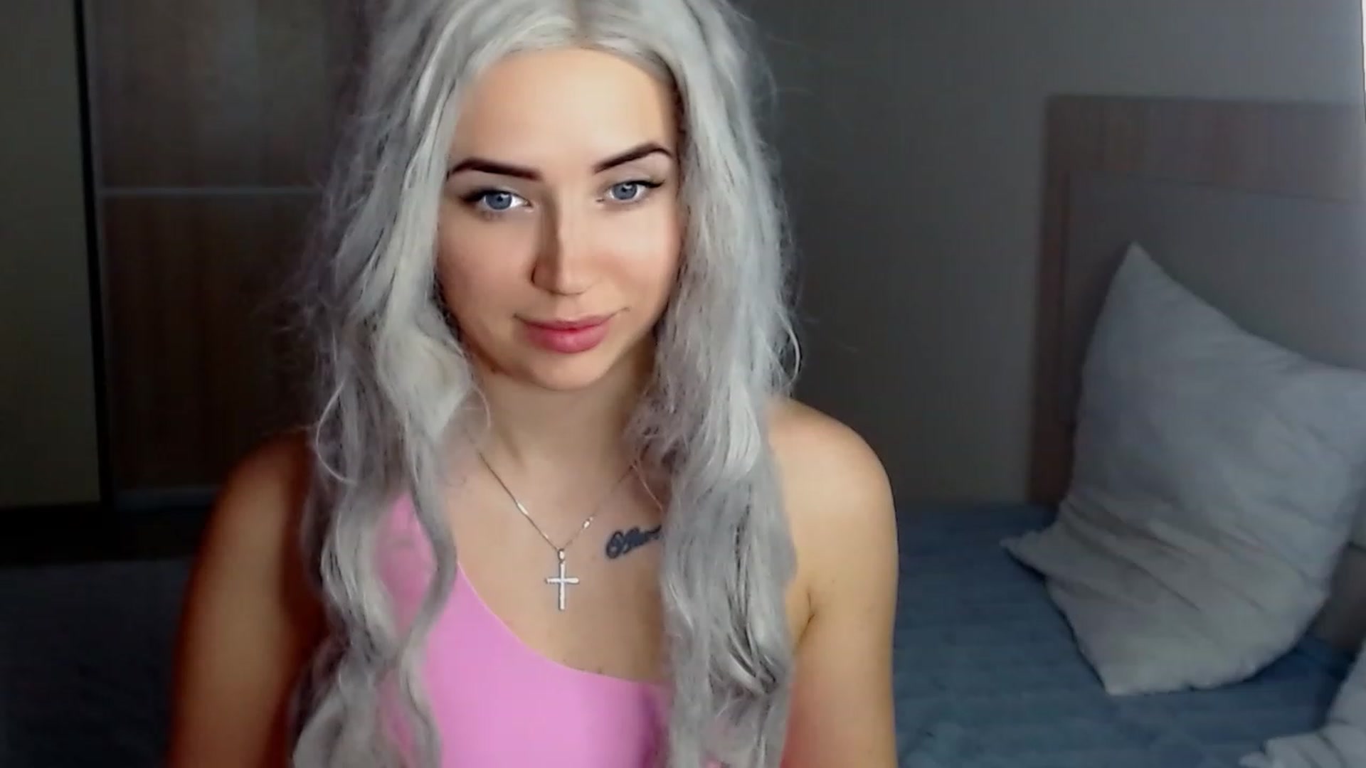 Gallery image thumbnail from SinfulAngelll's myfreecams stream on, 12/18/2022, 09:46 image 13 of 20