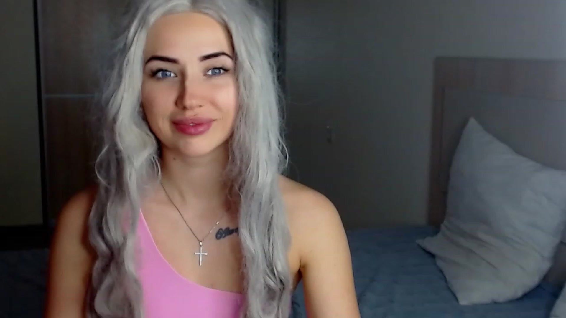 Gallery image thumbnail from SinfulAngelll's myfreecams stream on, 12/18/2022, 11:30 image 3 of 20