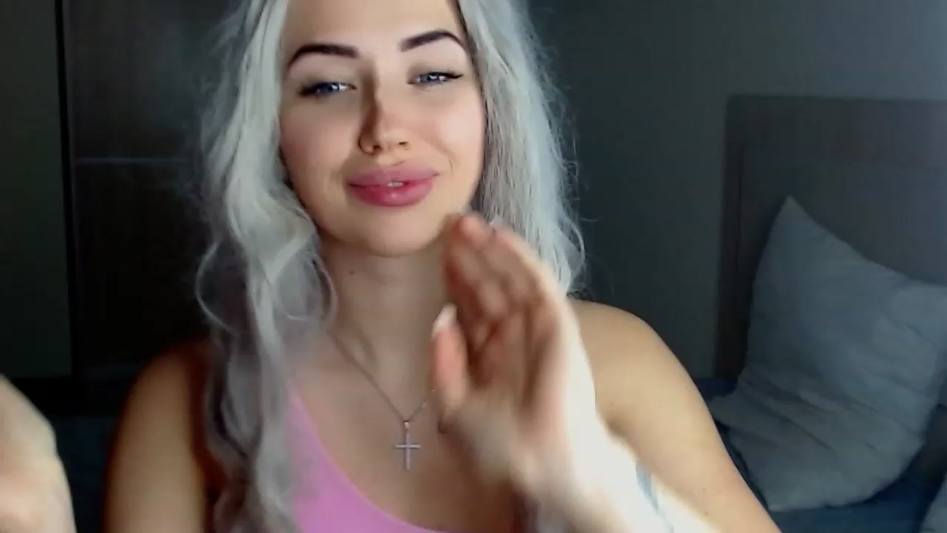 Gallery image thumbnail from SinfulAngelll's myfreecams stream on, 12/18/2022, 11:30 image 2 of 20