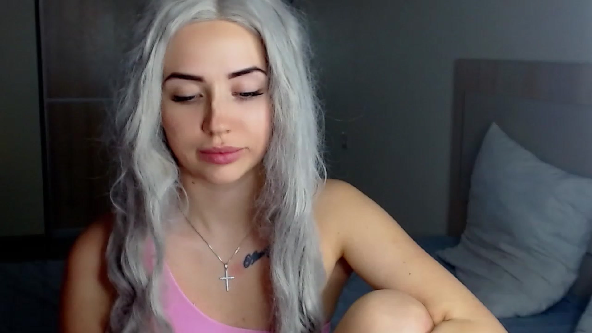 Gallery image thumbnail from SinfulAngelll's myfreecams stream on, 12/18/2022, 11:30 image 20 of 20