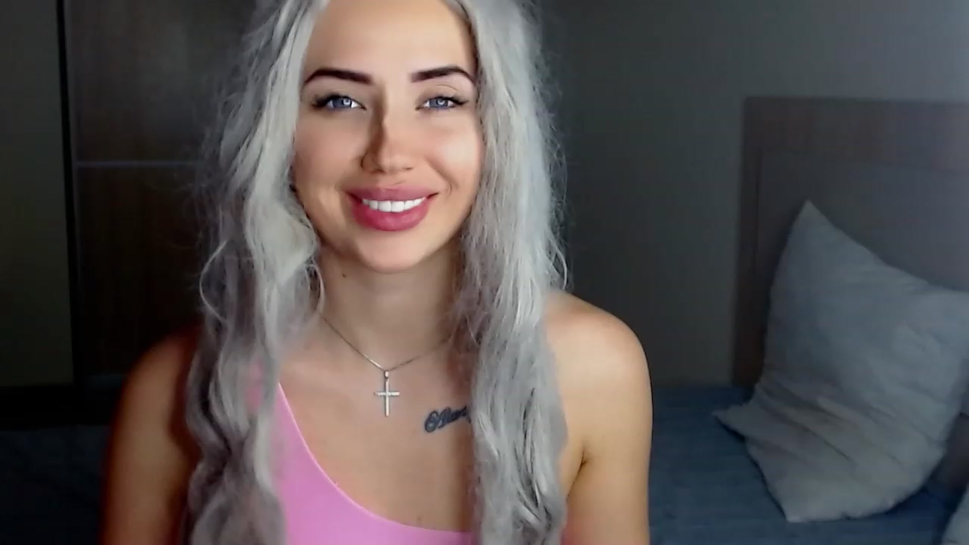 Gallery image thumbnail from SinfulAngelll's myfreecams stream on, 12/18/2022, 11:30 image 13 of 20