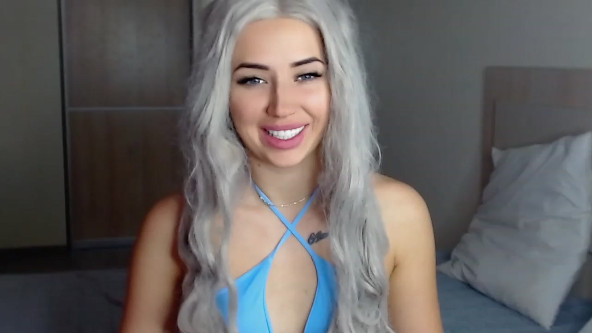 Gallery image thumbnail from SinfulAngelll's myfreecams stream on, 12/21/2022, 12:35 image 1 of 20