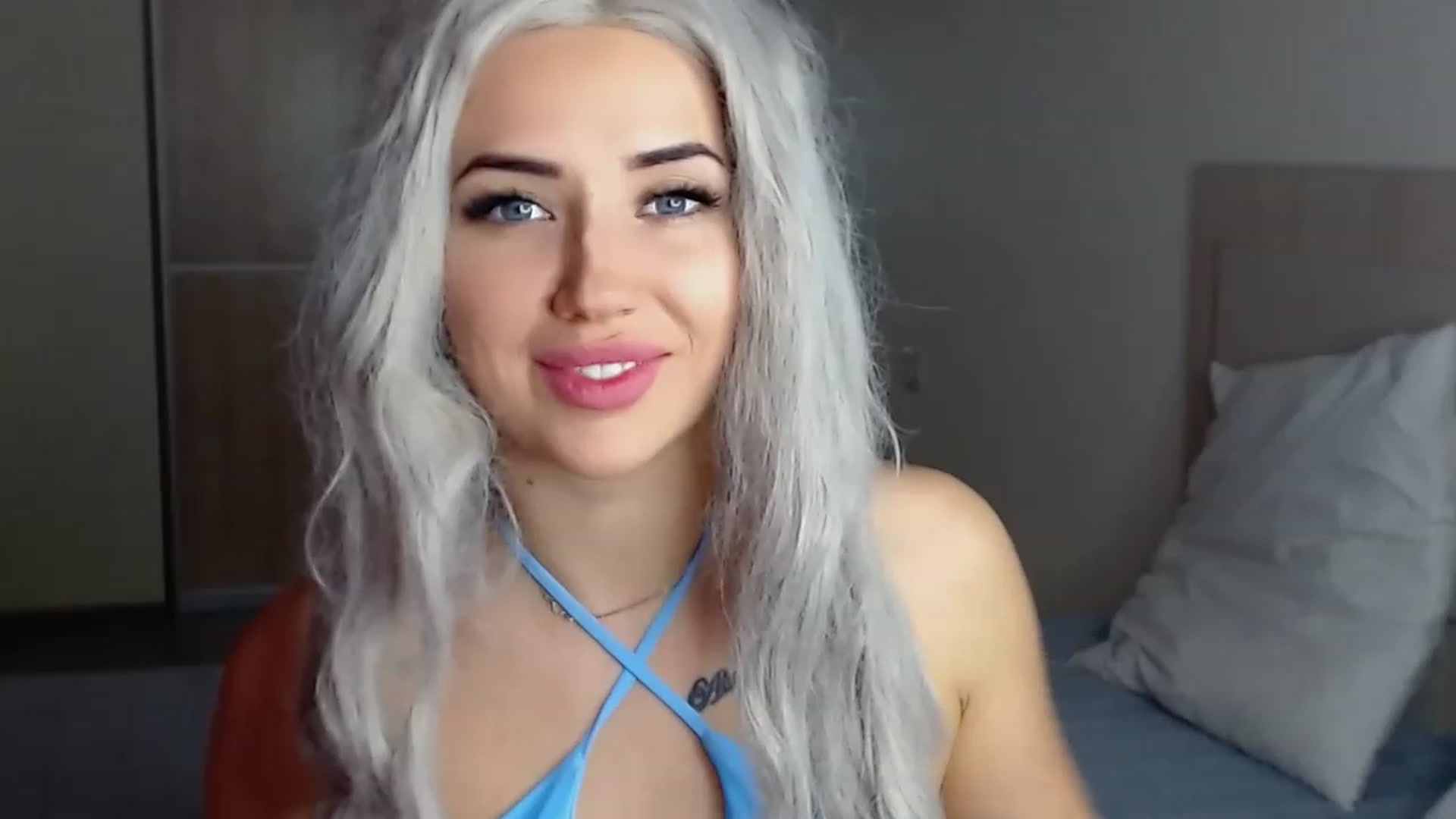 Gallery image thumbnail from SinfulAngelll's myfreecams stream on, 12/21/2022, 12:35 image 10 of 20