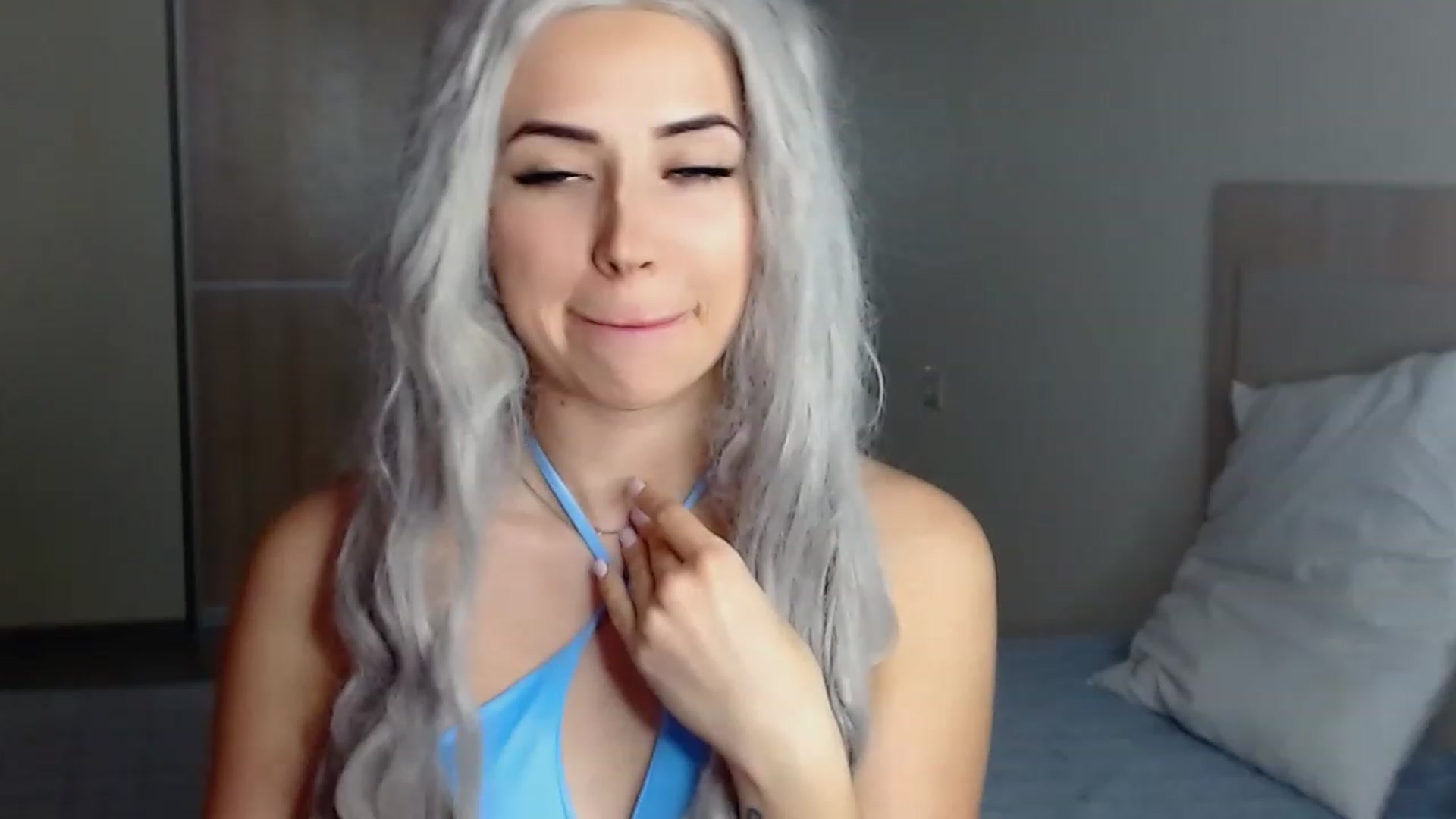 Gallery image thumbnail from SinfulAngelll's myfreecams stream on, 12/21/2022, 13:24 image 17 of 20