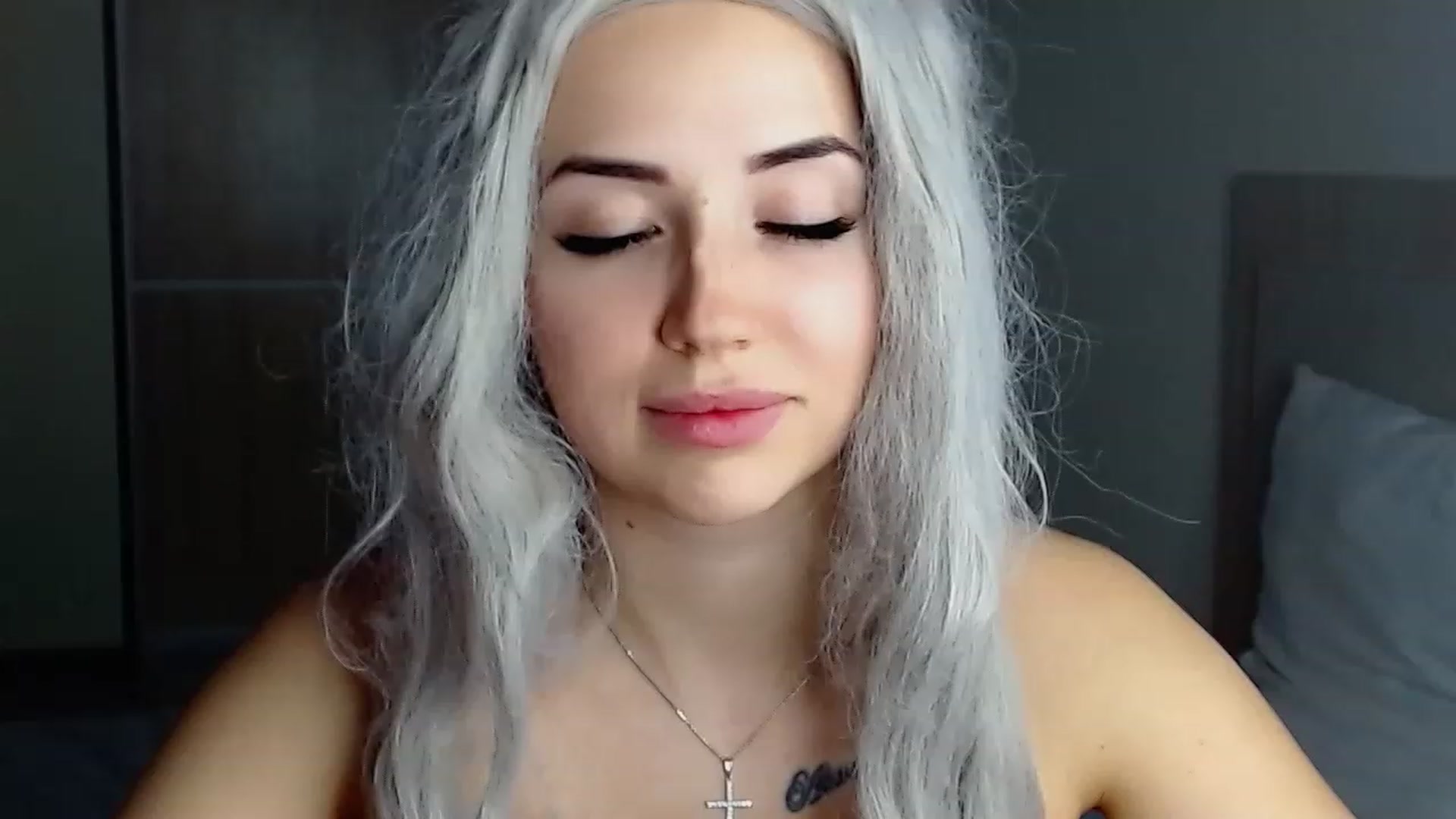 Gallery image thumbnail from SinfulAngelll's myfreecams stream on, 12/23/2022, 13:17 image 7 of 20