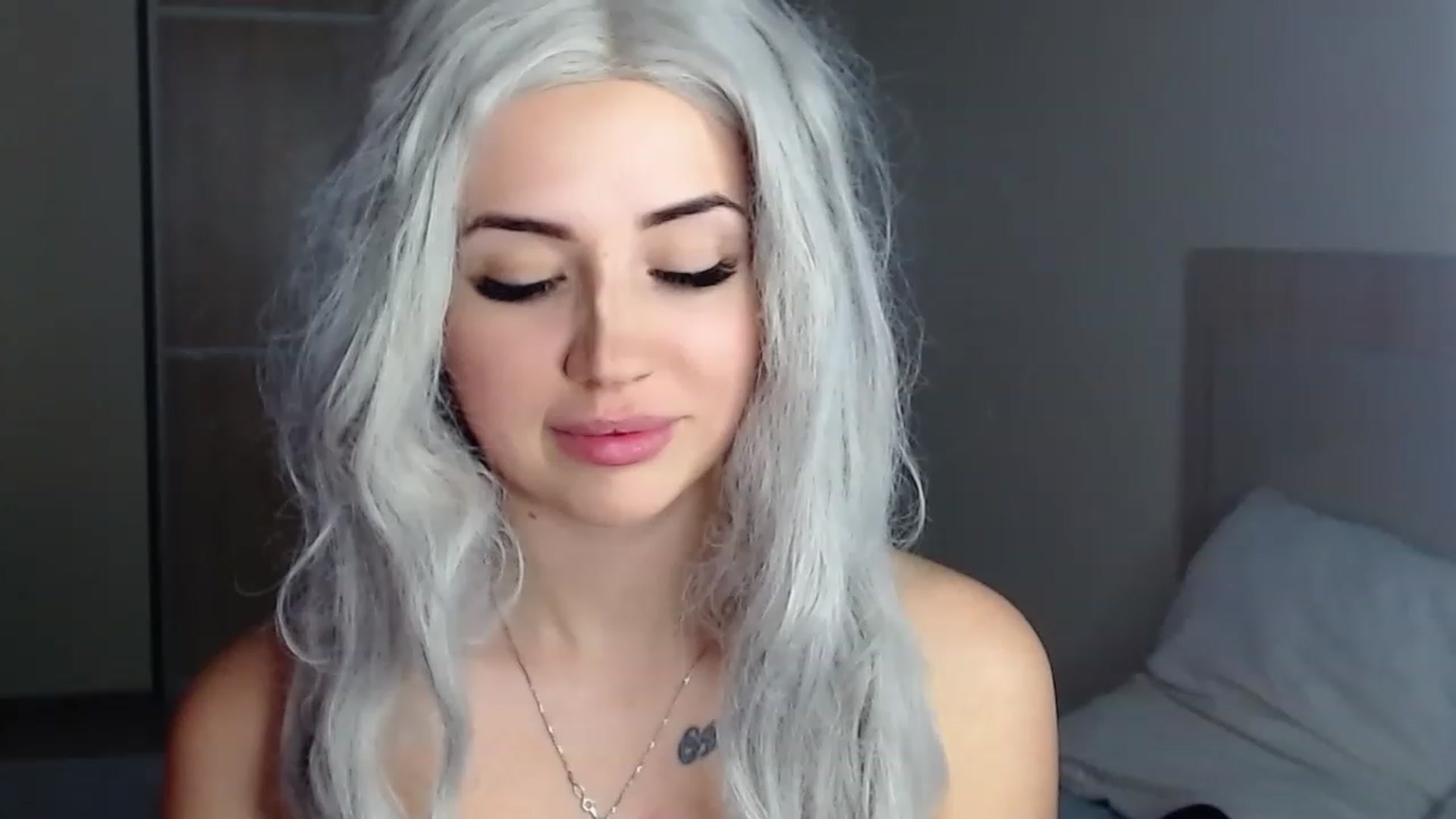 Gallery image thumbnail from SinfulAngelll's myfreecams stream on, 12/26/2022, 16:07 image 15 of 20