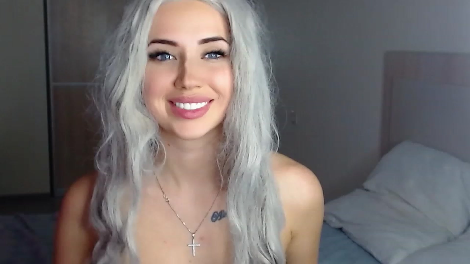 Gallery image thumbnail from SinfulAngelll's myfreecams stream on, 12/26/2022, 18:44 image 18 of 20