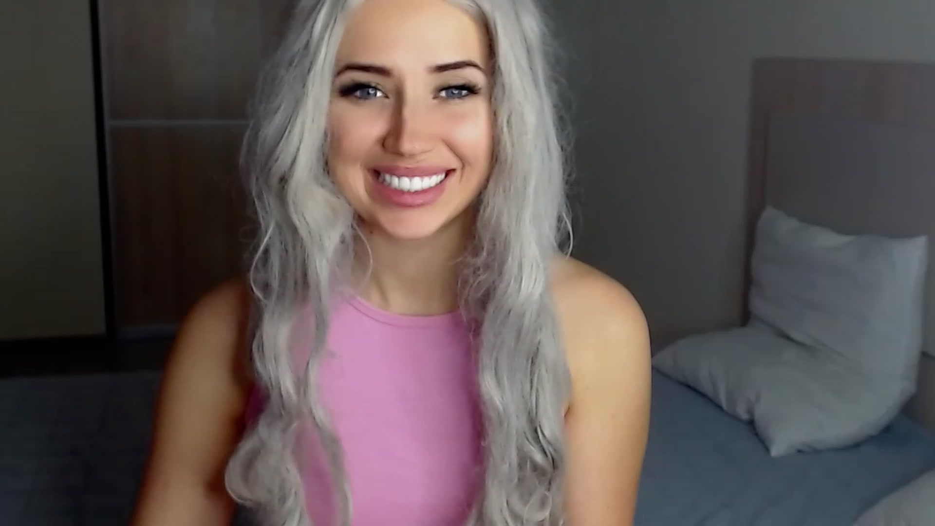 Gallery image thumbnail from SinfulAngelll's myfreecams stream on, 12/27/2022, 12:42 image 17 of 20