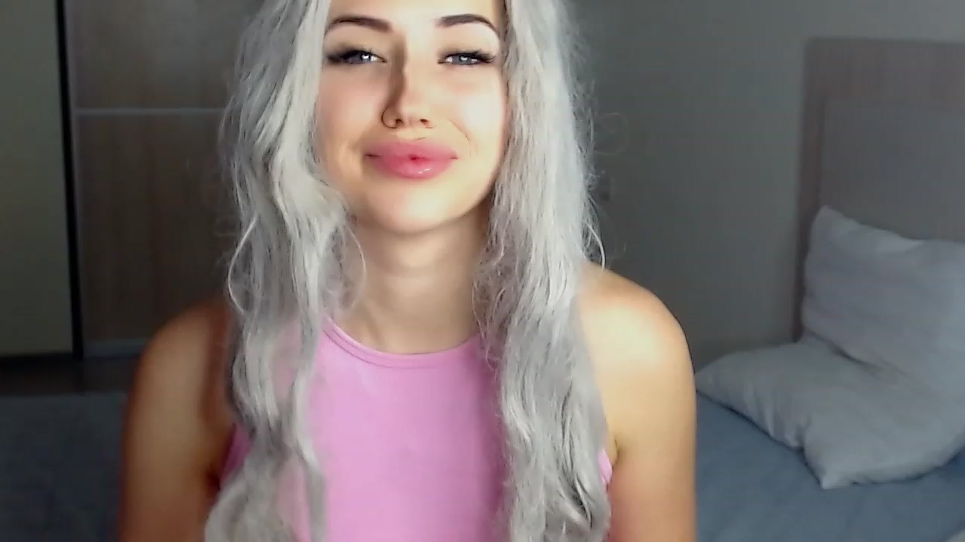Gallery image thumbnail from SinfulAngelll's myfreecams stream on, 12/27/2022, 13:05 image 14 of 20