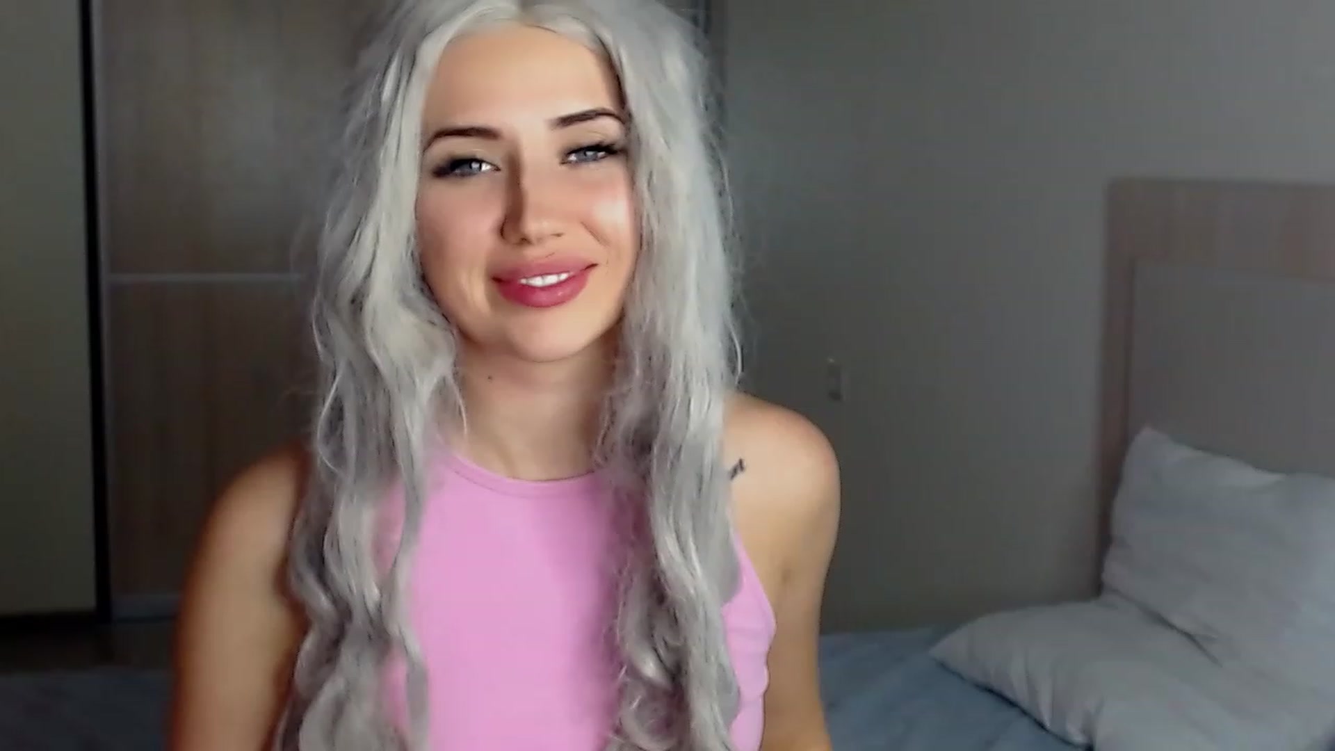 Gallery image thumbnail from SinfulAngelll's myfreecams stream on, 12/27/2022, 15:09 image 10 of 20