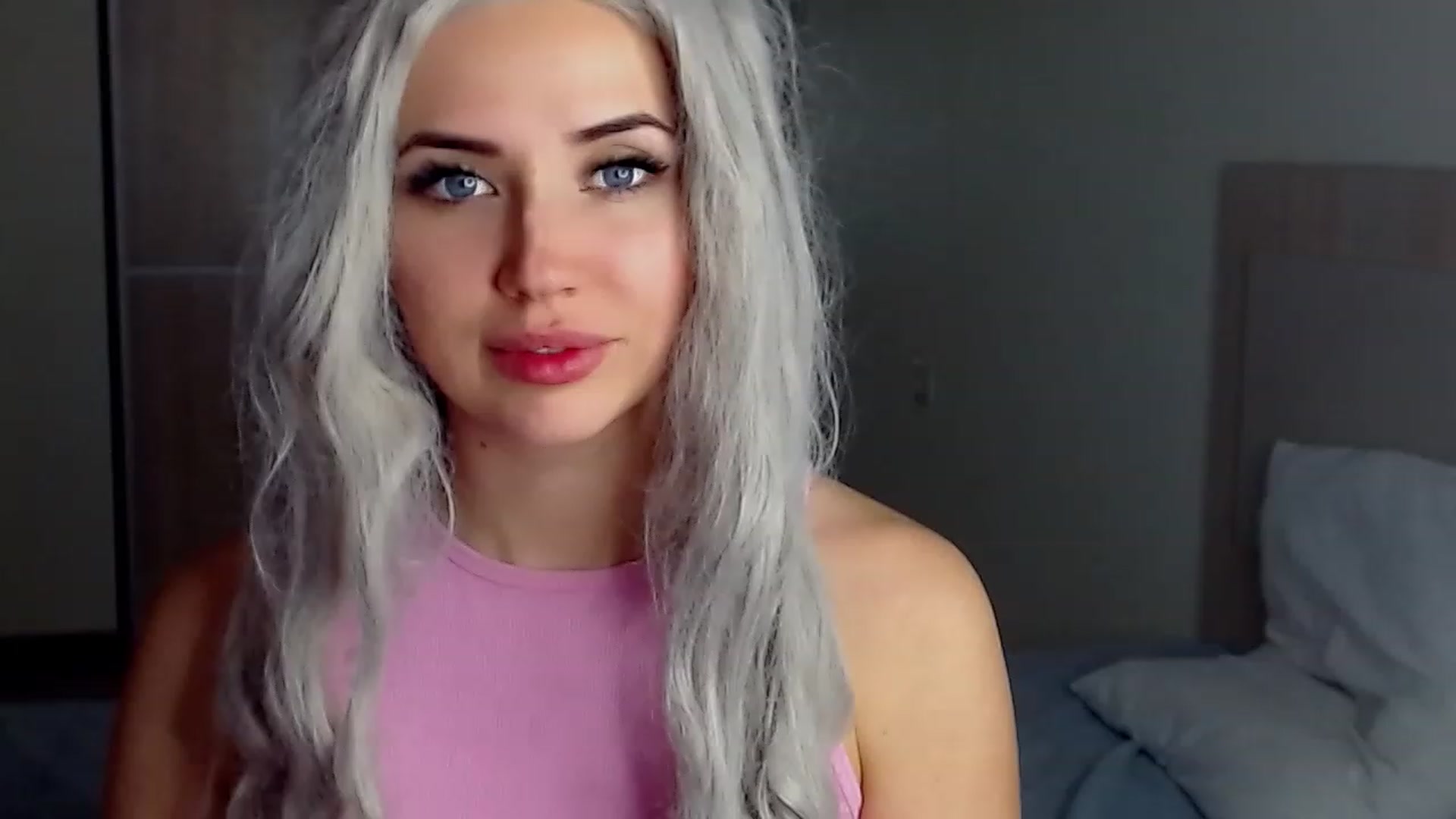 Gallery image thumbnail from SinfulAngelll's myfreecams stream on, 12/27/2022, 17:11 image 5 of 20
