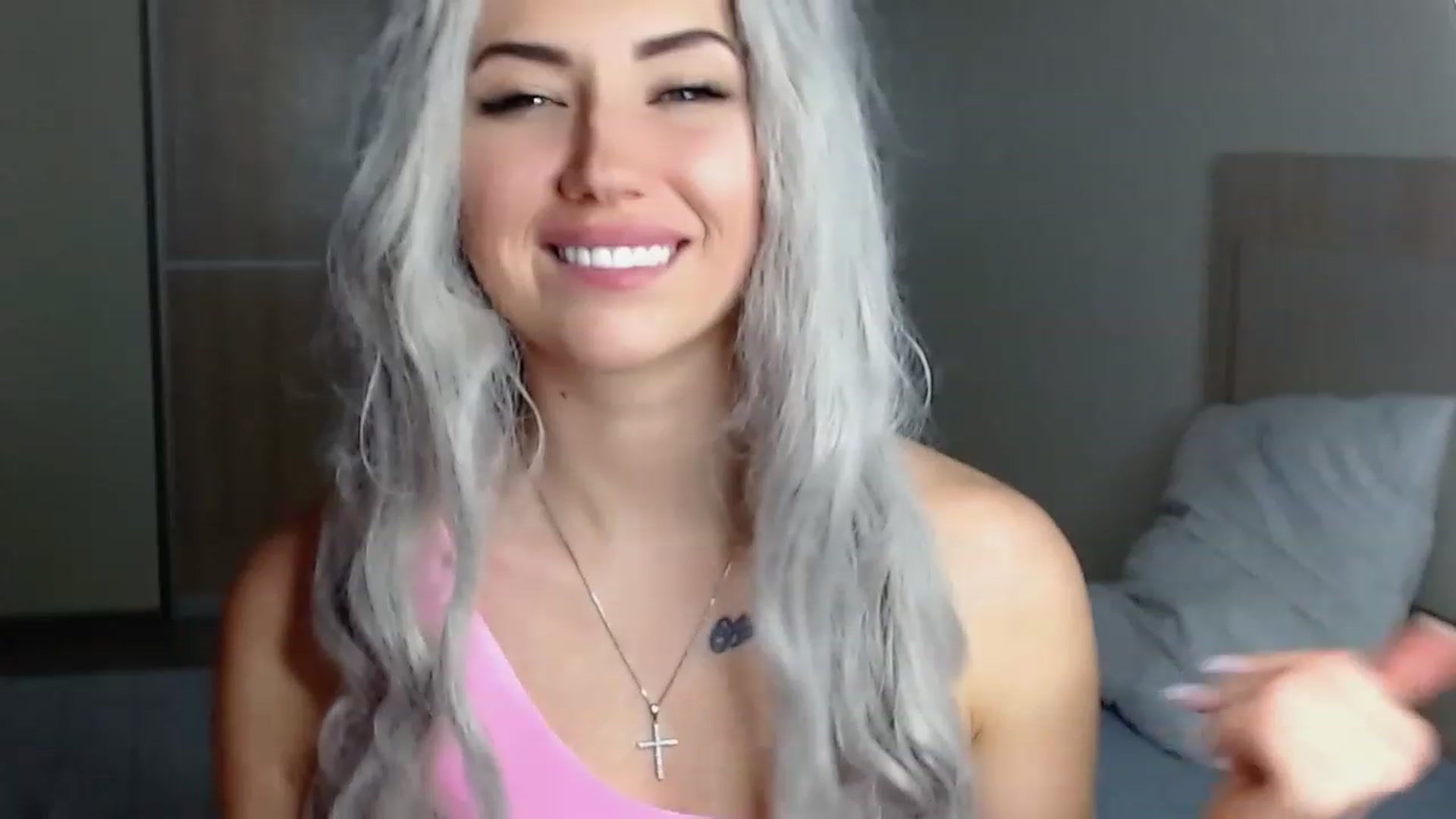 Gallery image thumbnail from SinfulAngelll's myfreecams stream on, 01/18/2023, 15:44 image 17 of 20