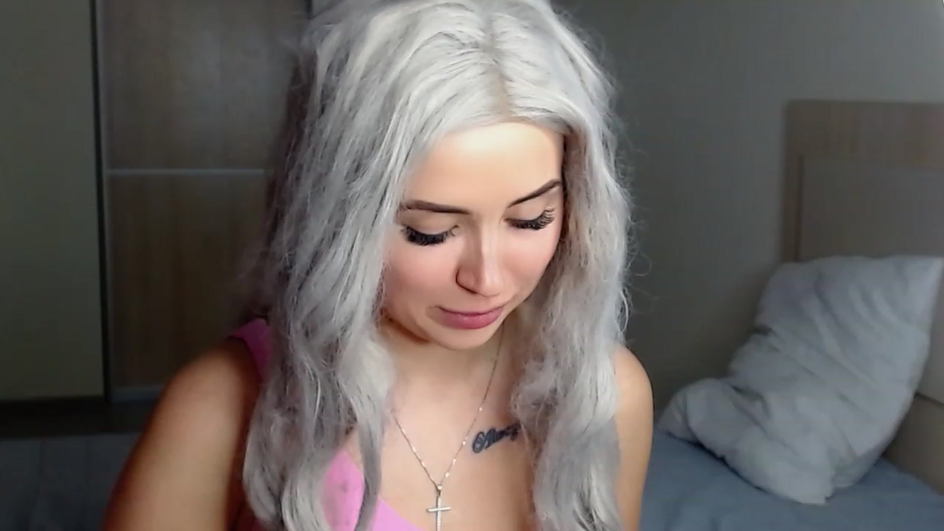 Gallery image thumbnail from SinfulAngelll's myfreecams stream on, 01/18/2023, 15:44 image 10 of 20