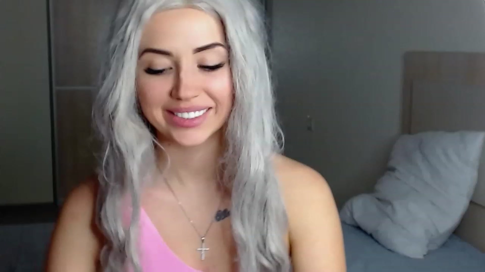 Gallery image thumbnail from SinfulAngelll's myfreecams stream on, 01/18/2023, 15:44 image 15 of 20