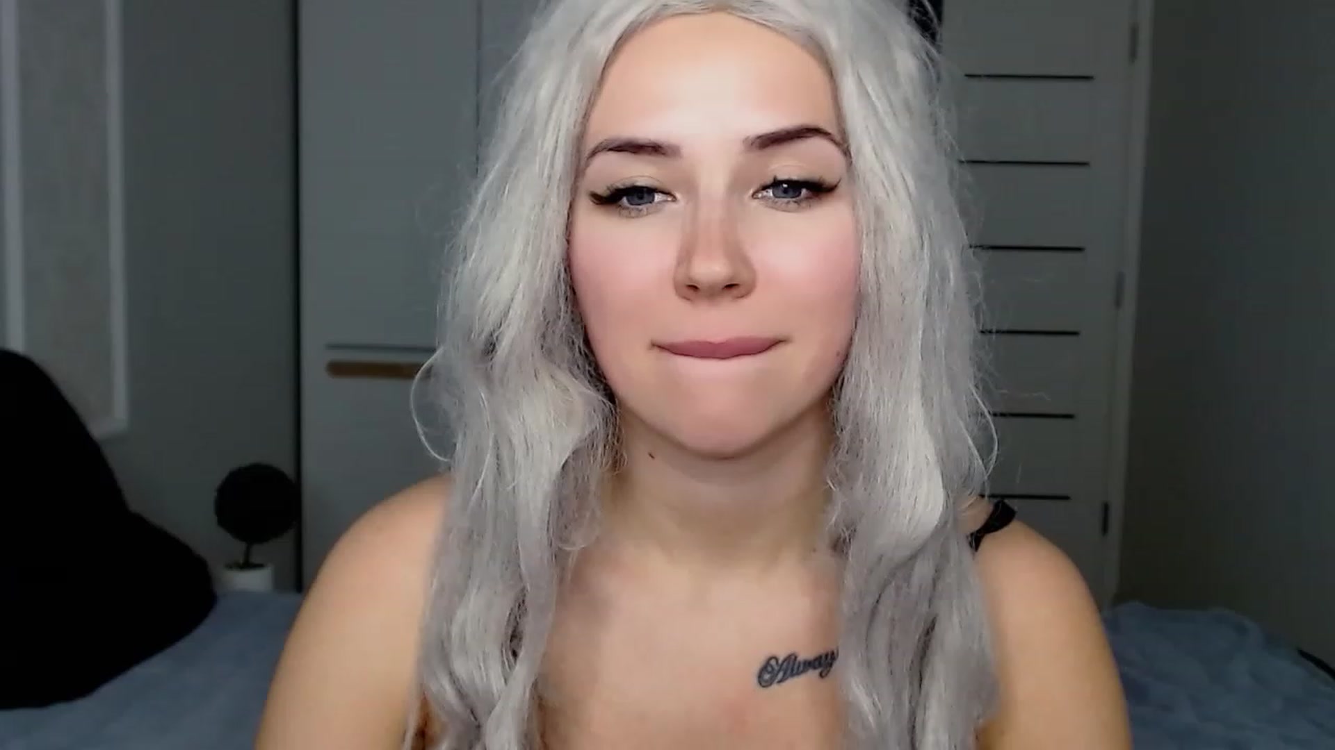 Gallery image thumbnail from SinfulAngelll's myfreecams stream on, 02/15/2023, 16:16 image 18 of 20